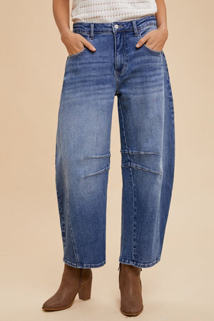 Mid Rise Barrel Leg Jeans with Pockets